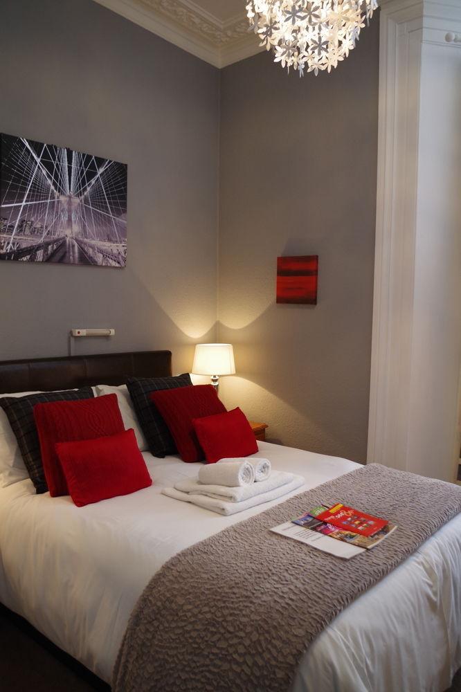 Sarnia Guest House (Adults Only) 웨스턴슈퍼매어 외부 사진